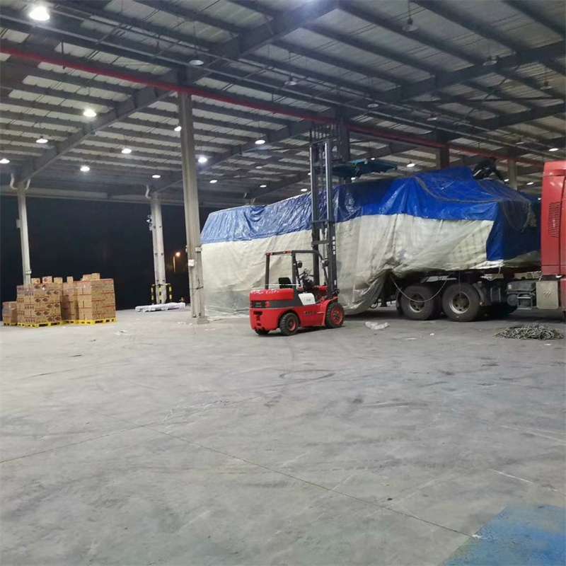 江苏盐城东台到新疆塔城裕民县物流公司江苏盐城东台至新疆塔城裕民县物流专线往返运输